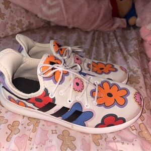 Adidas x Pharrell Williams flower trainers #PharrellWilliams